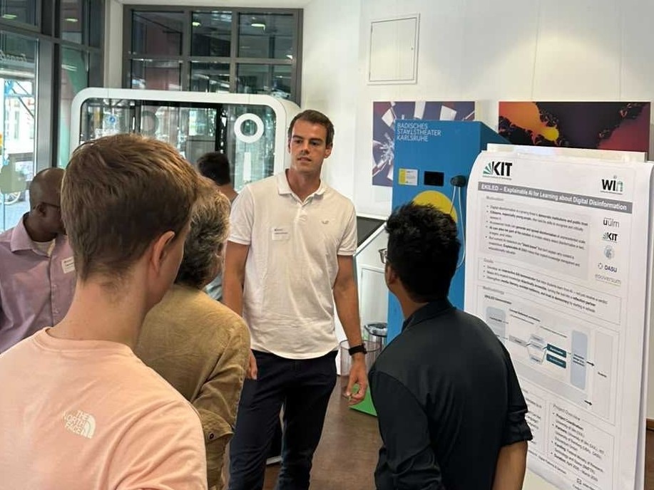 Presentation of the EKILED Project at the Days of Democracy